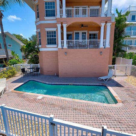 Hibiscus Hideaway Condo Walk To Historic Bridge St Bradenton Beach Exteriör bild