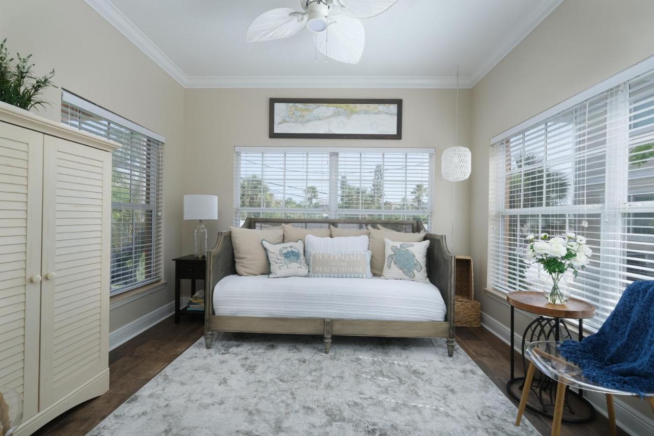 Hibiscus Hideaway Condo Walk To Historic Bridge St Bradenton Beach Exteriör bild